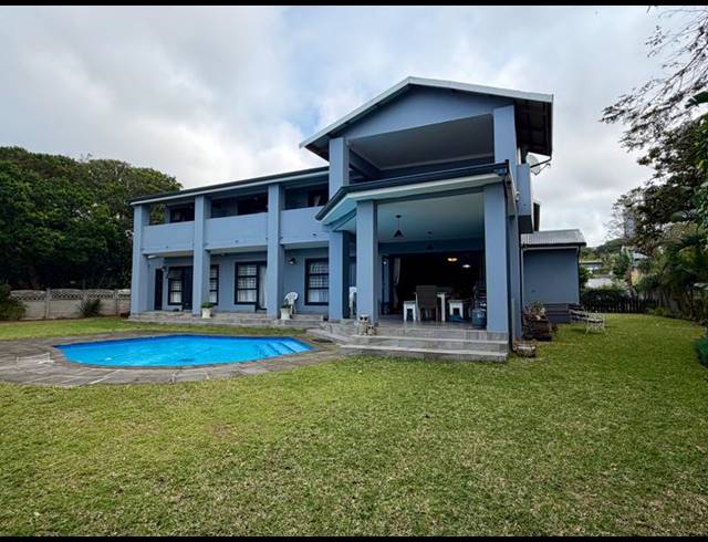 8 BEDROOM HOUSE FOR SALE IN UMHLANGA CENTRAL